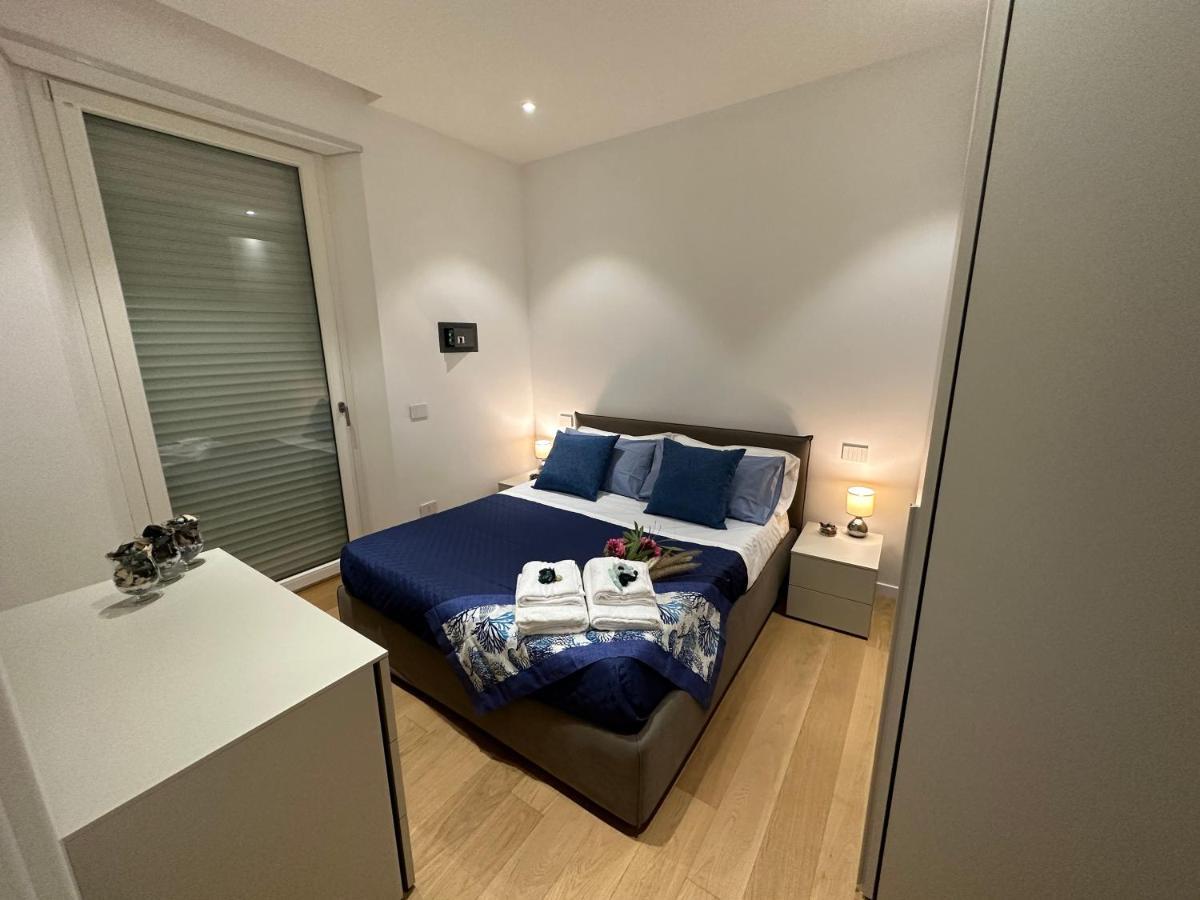 Happy Holiday Apartment Каляри Екстериор снимка